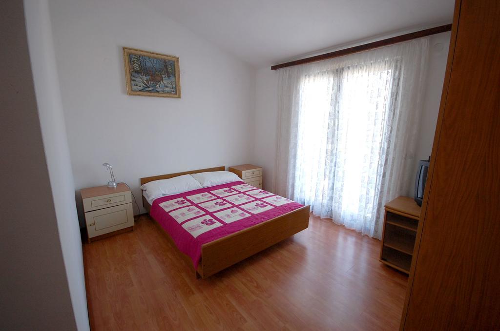 Apartments Dida By El-Pi Tours Njivice Cameră foto